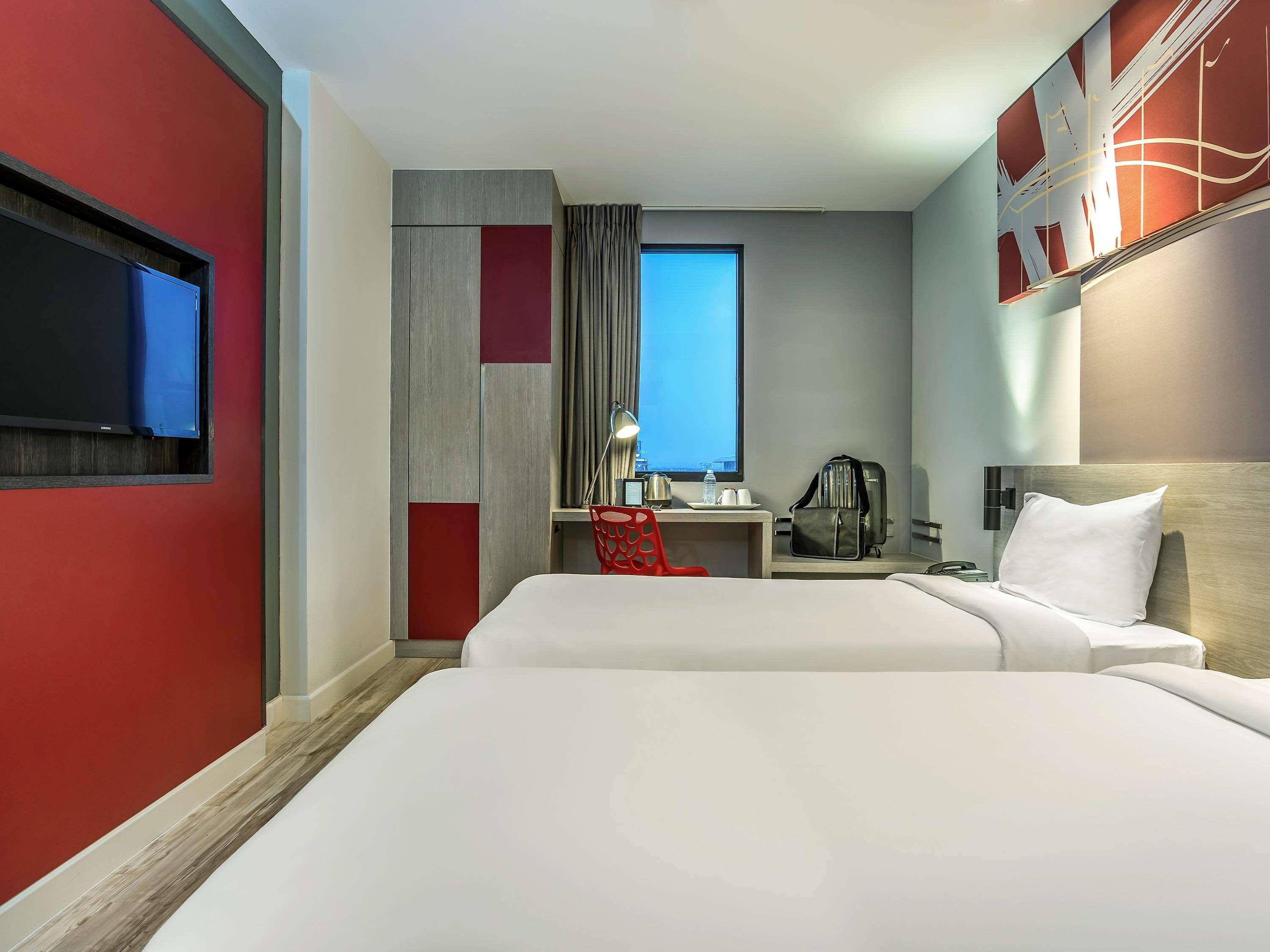Ibis Bangkok Impact Hotel Nonthaburi Exterior photo