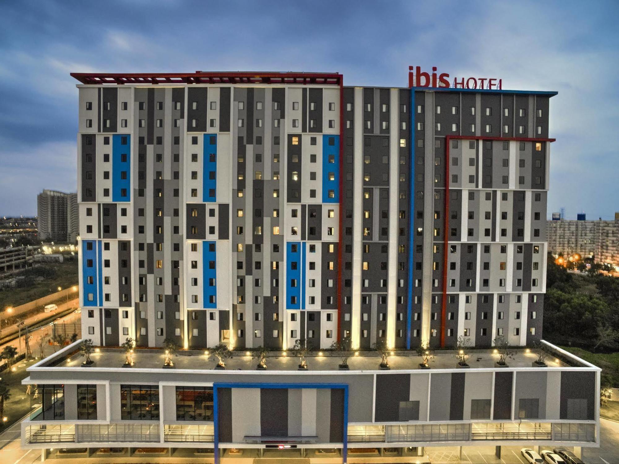 Ibis Bangkok Impact Hotel Nonthaburi Exterior photo