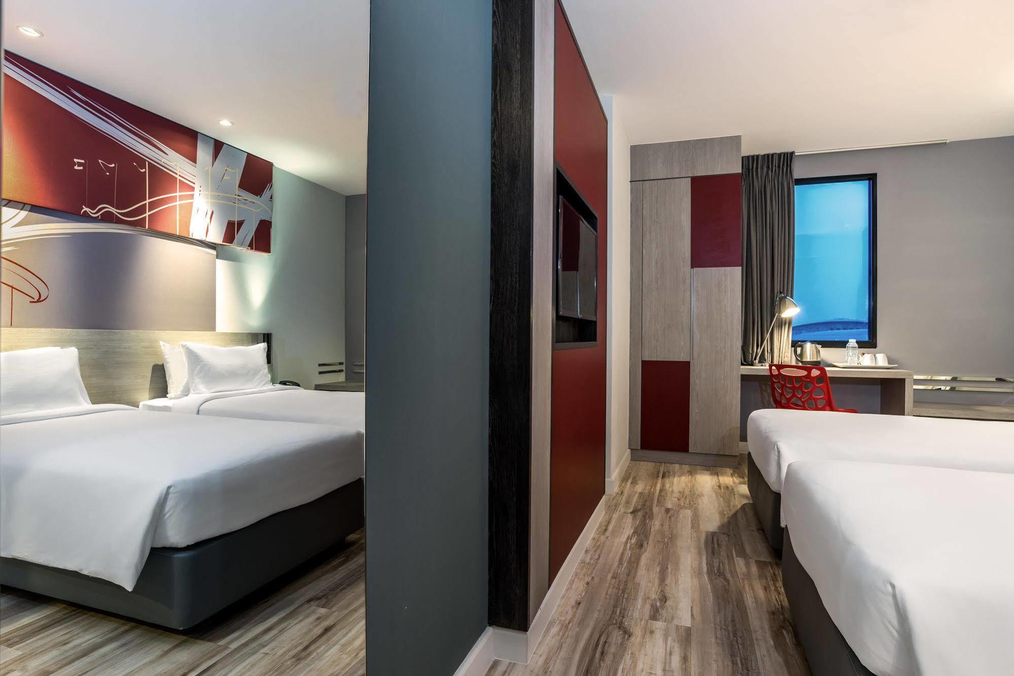 Ibis Bangkok Impact Hotel Nonthaburi Exterior photo
