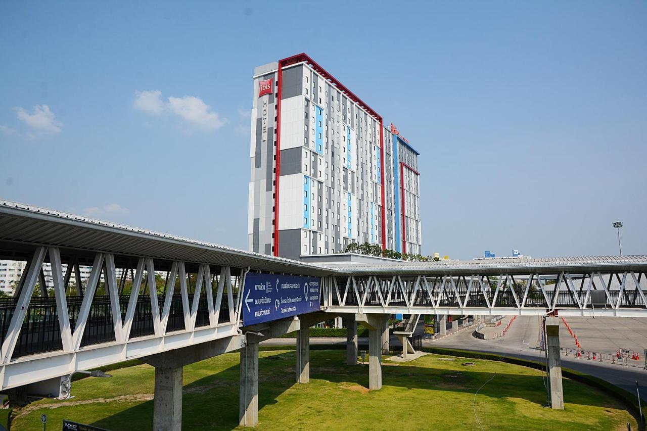 Ibis Bangkok Impact Hotel Nonthaburi Exterior photo